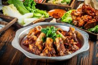 开排骨米饭店赚钱吗？前景如何