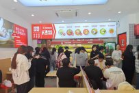 吉阿婆麻辣烫加盟店赚钱吗