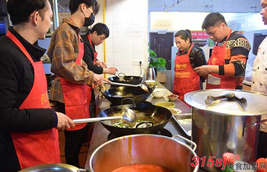 美食友重庆老火锅技术培训_5