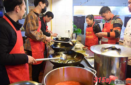 美食友重庆老火锅技术培训加盟