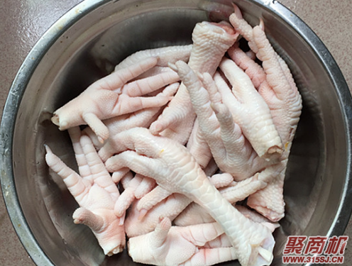 酸辣凤爪家常做法大全步骤图1