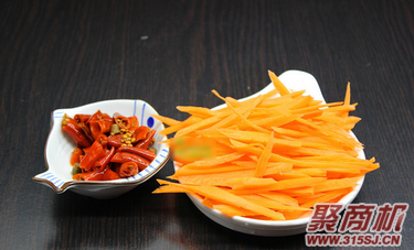 泡菜炒豆芽家常做法大全步骤图3