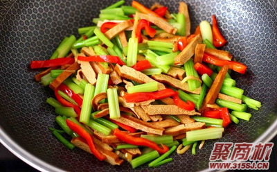 香干炒芹菜家常做法大全步骤图14