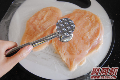 酥香炸鸡排家常做法大全步骤图3
