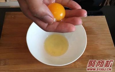 椒盐虾球家常做法大全步骤图2