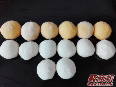 南瓜豆沙千层发面饼家常做法大全步骤图2
