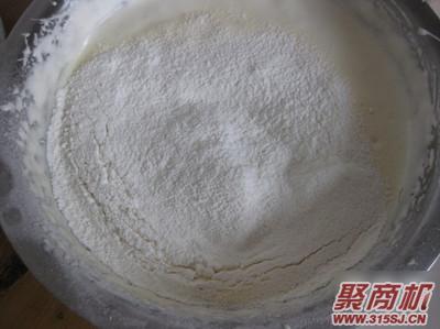 纸杯海绵蛋糕家常做法大全步骤图5
