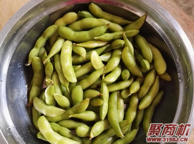 水煮毛豆家常做法大全步骤图1