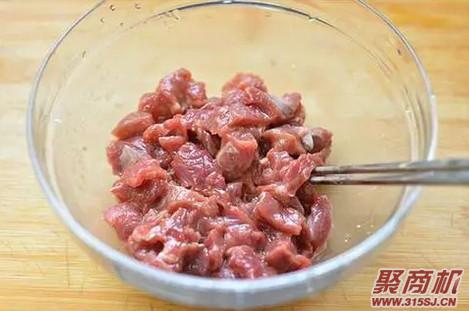 蒜香牛肉粒家常做法大全步骤图3