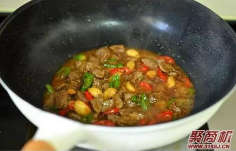 蒜香牛肉粒家常做法大全步骤图10