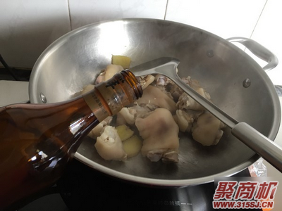 香炸猪蹄家常做法大全步骤图3