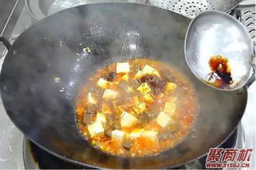 鸭血烧豆腐家常做法大全步骤图5