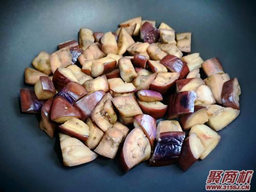 干煸肉末茄子家常做法大全步骤图5