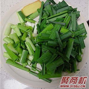 家常版回锅肉家常做法大全步骤图2