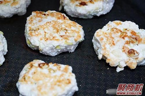 豆腐鸡肉饼家常做法大全步骤图5