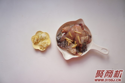 甜辣鱼片家常做法大全步骤图2