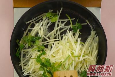 醋溜土豆丝家常做法大全步骤图6