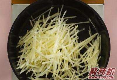 醋溜土豆丝家常做法大全步骤图4