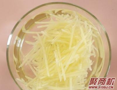 醋溜土豆丝家常做法大全步骤图1