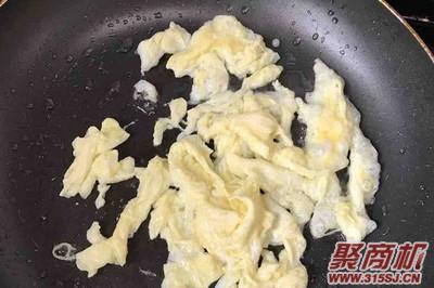 辣白菜炒饭家常做法大全步骤图3