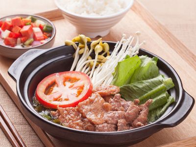 林妹妹沾水米线滑肉套饭
