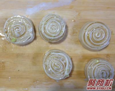 香酥葱油饼家常做法大全步骤图7