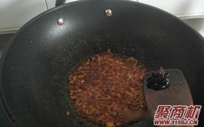 蒜苔回锅肉家常做法大全步骤图6