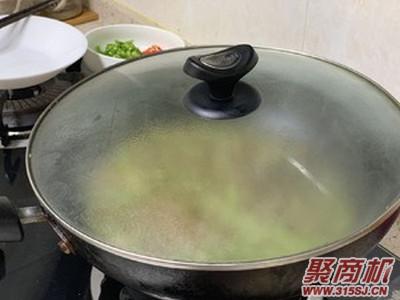 豌豆肉沫家常做法大全步骤图11