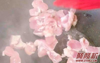 松花菜炒肉家常做法大全步骤图1