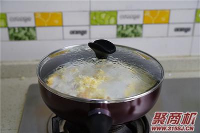 牛肉菌菇疙瘩汤家常做法大全步骤图8