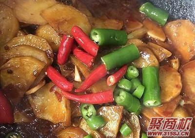 干锅土豆片家常做法大全步骤图8