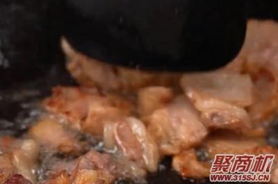 青椒肉片家常做法大全步骤图3