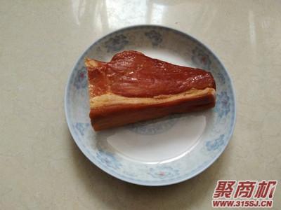 孜然腊肉炒菜花家常做法大全步骤图1