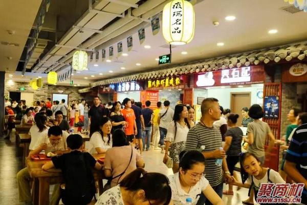 开小吃店如何经营才赚钱？经营者做到这八点，赚钱不用愁！_3
