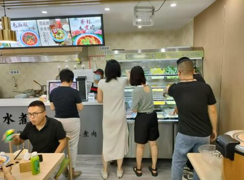 水煮肉片快餐加盟开店多少钱？流程如何_2