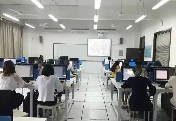 重庆理工职业学院数字媒体技术应用