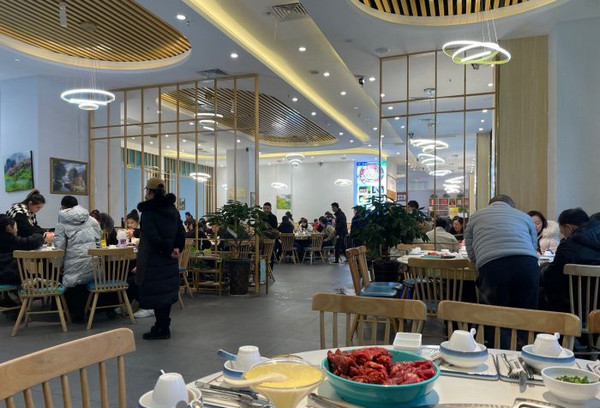 小黄牛涮烤养生汤锅加盟钱?