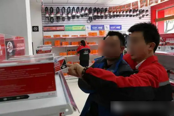 快准汽车配件店加盟开店费用一般多少钱？_3