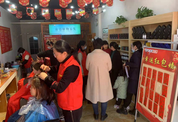 怎么能让一个植物养发店火起来？