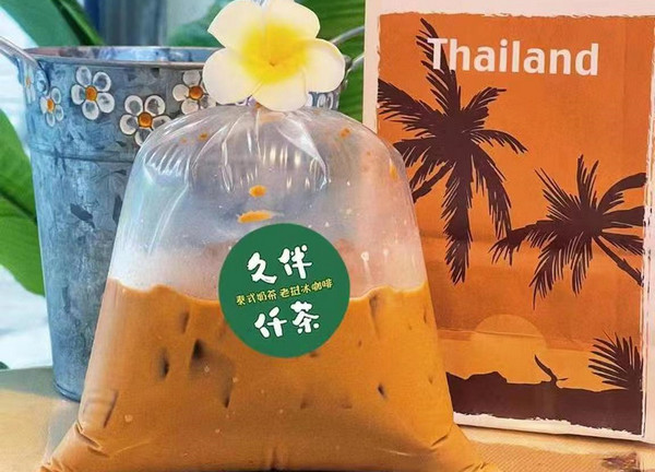 开奶茶加盟店挣钱吗？_1