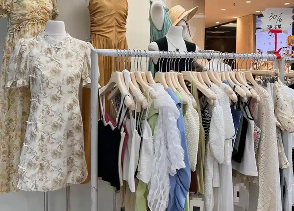 新手开服装店女装怎么拿货