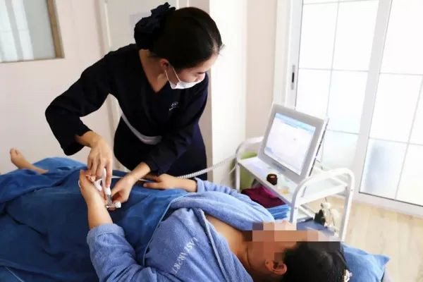 产后健康门店应该加盟哪个品牌靠谱？【蓝丝带】