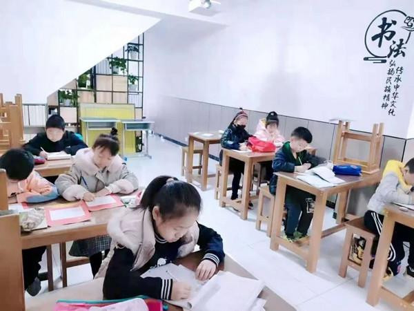书法练字前景如何？不拘一格练字：开启书法教育新篇章