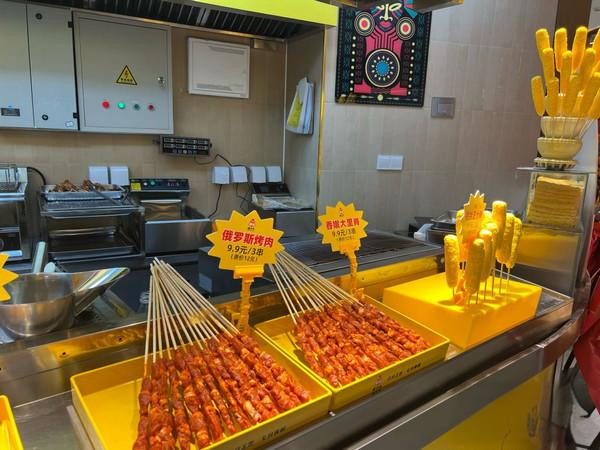 开炸鸡柳店，买半成品还是卖鸡胸肉自己做比较好？_1