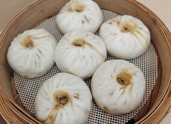 一天卖300个包子利润多少_2