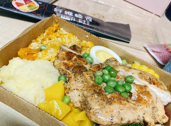 怎么加盟FiberFit纤维轻食店_2