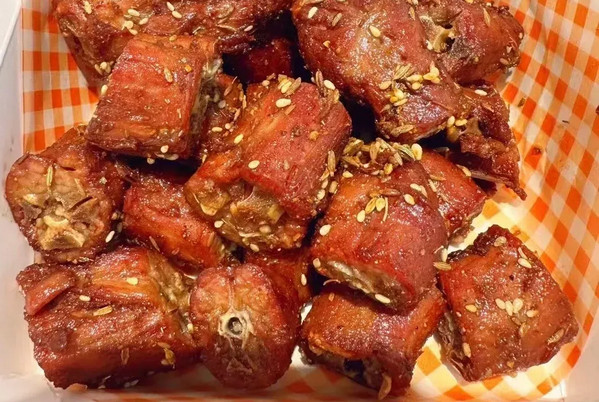 香酥鸭货摆摊推广时如何与顾客互动？_2